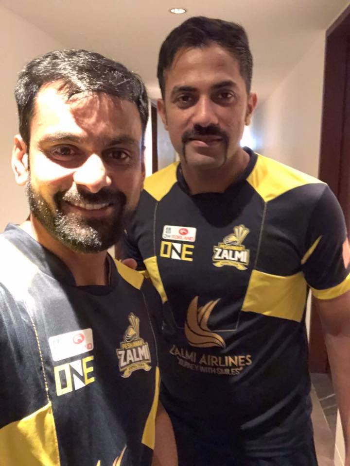 Wahab Riaz With Muhammad Hafeez Before First PSL Match