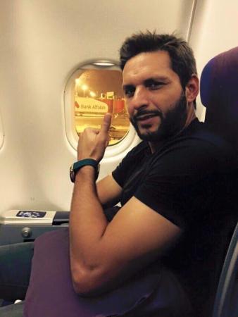 Shahid Afridi Leaving for Bangladesh for T20 Series