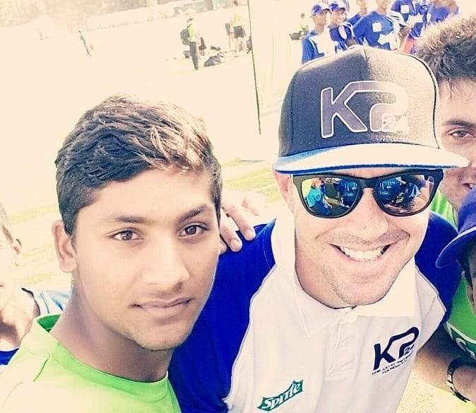 When Pakistan's Rising Star Saif Badar Met His Idol Kevin Pietersen In 2015