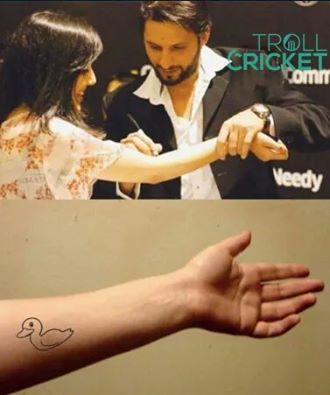 Afridi Autograph