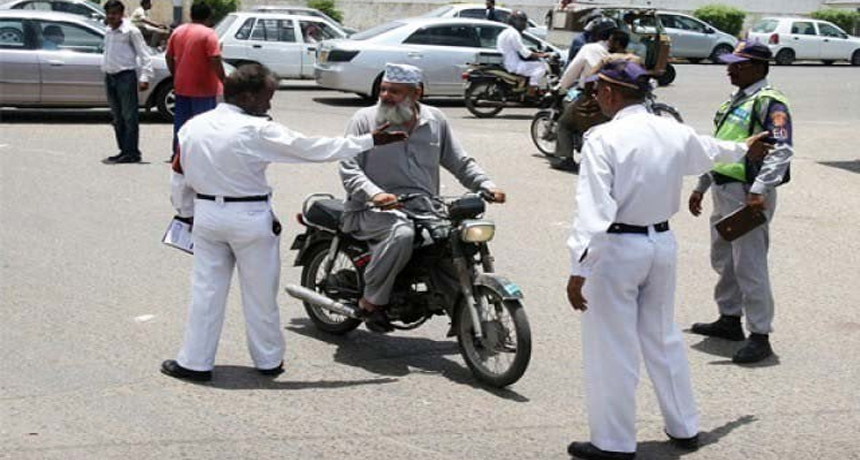 Driving Without License! You Will Pay Heavy Fine in Karachi