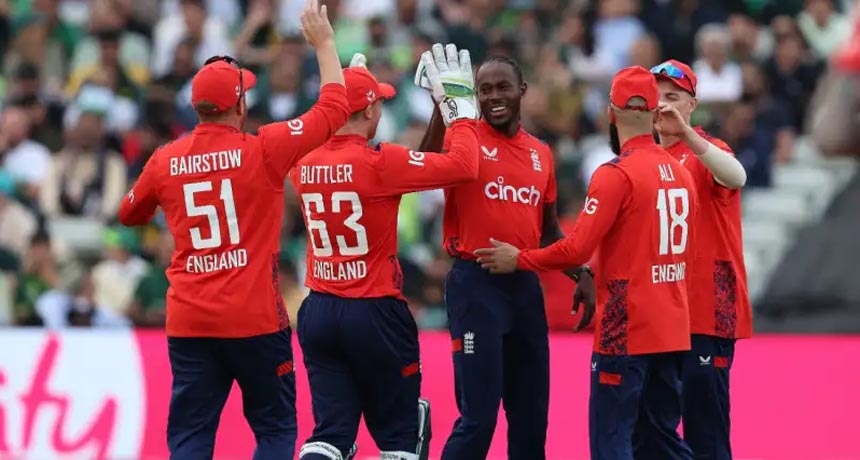 England Beats Pakistan to Win Series by 2-0
