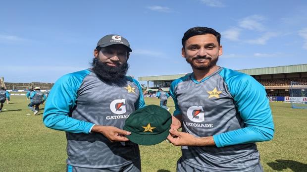 Agha Salman Recieved His Maiden Cap For Pakistan