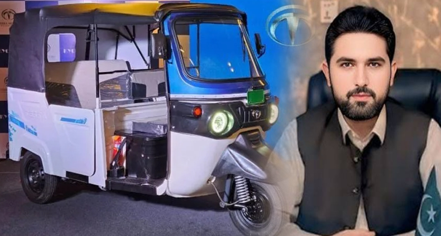 KP Govt Plans 10,000 Electric Rickshaws for Peshawar