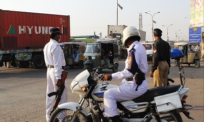 Karachi Traffic Police To Provide 'Free Petrol' To Those In Need