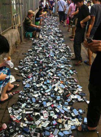 Mobile Phones on Sale.... only in China