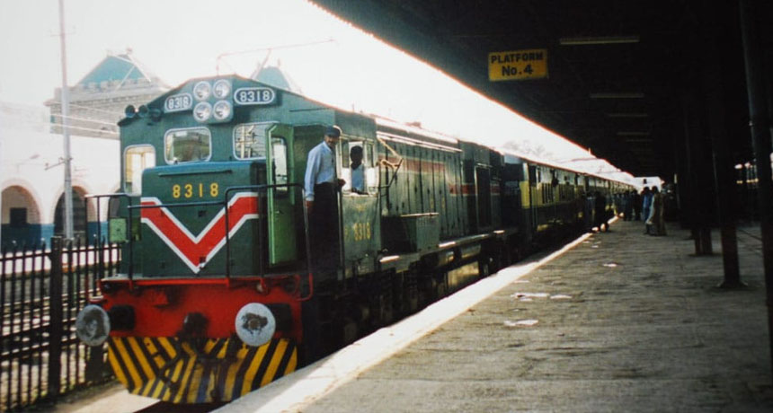 Pakistan Railway Decides To Install Cameras On Trains