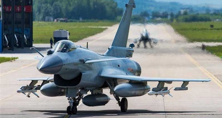 Pakistan Recieve J-10c Fighter Jet From China