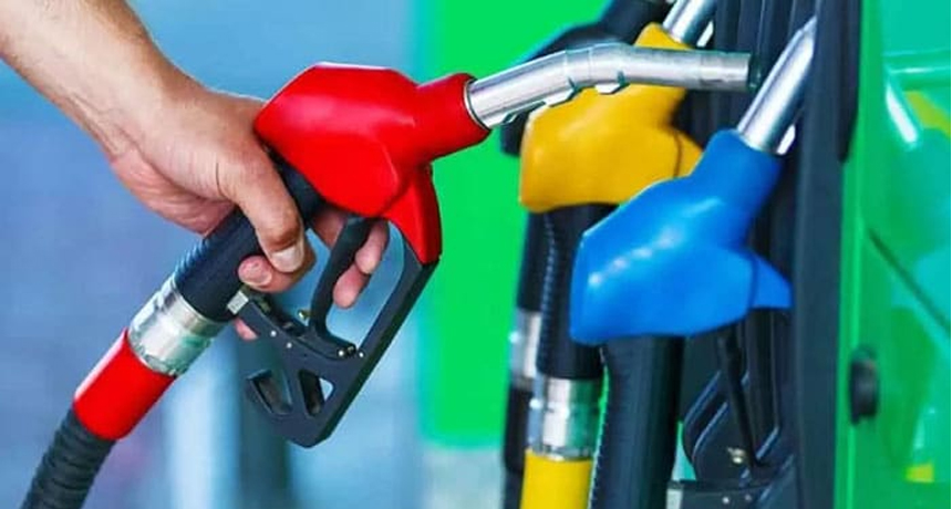 Petrol Prices Again Drop by Rupees 4 in Pakistan