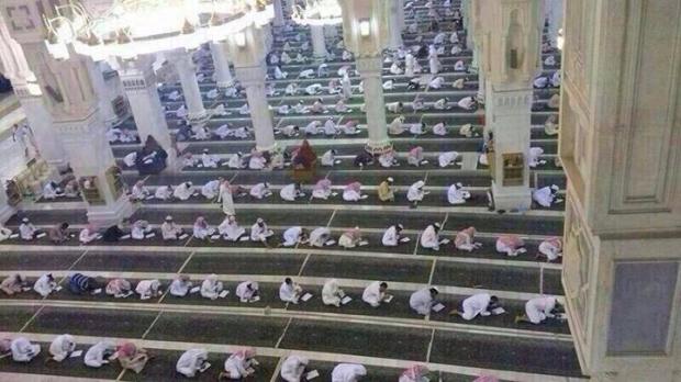 Students Taking Exams In Masjid Al Haram