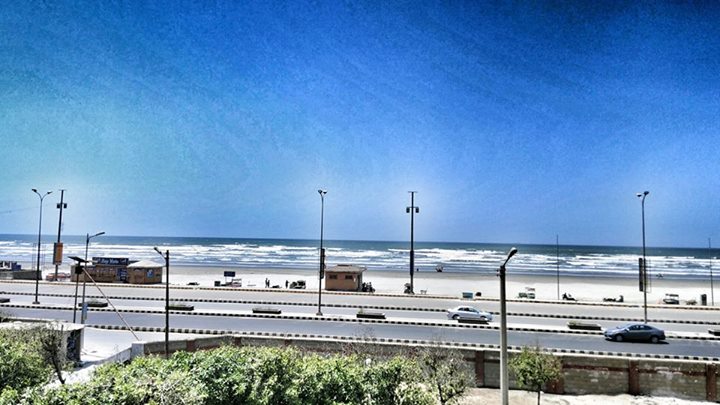 Beautiful Sea View Beach Clifton Karachi - Pakistan Images & Photos