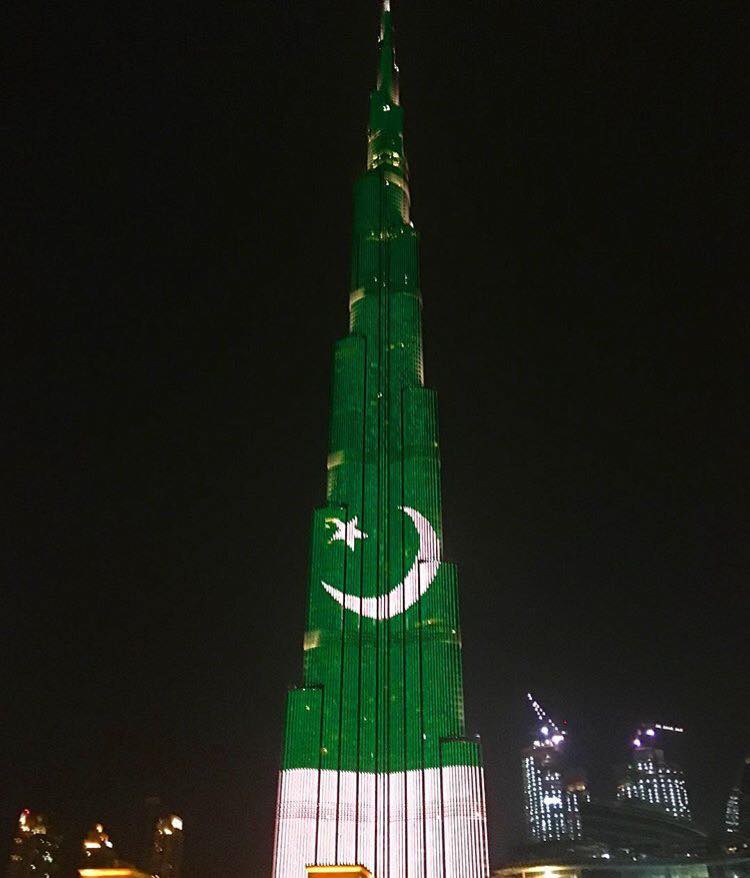Burj Khalifa Goes Green On Pakistan Day