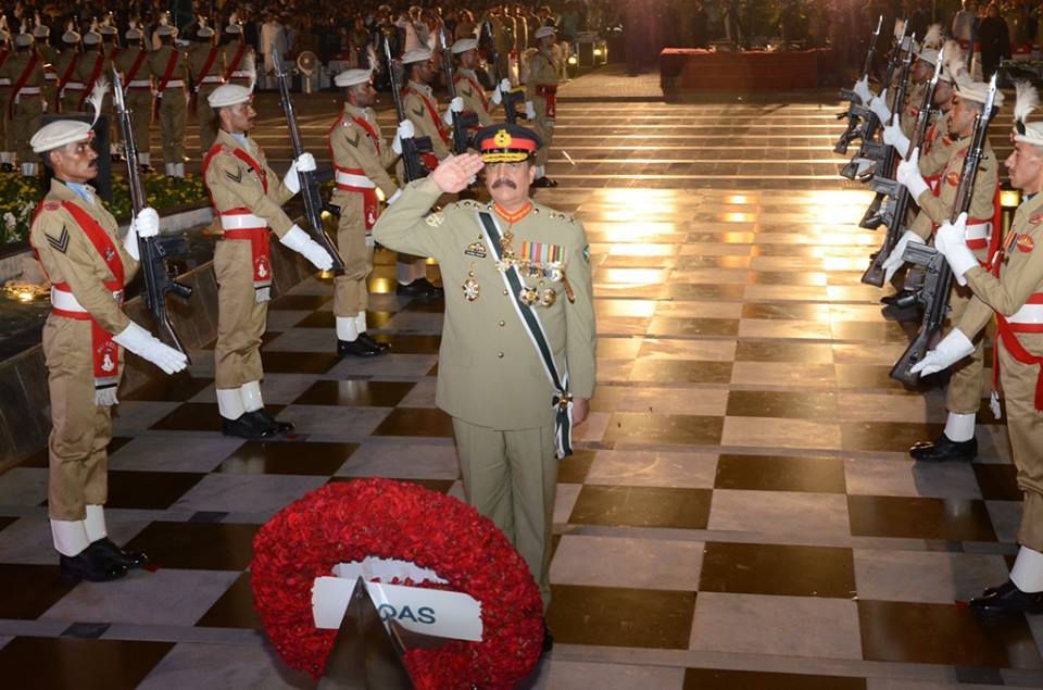 COAS‬ Pays Homage to Martyrs at GHQ