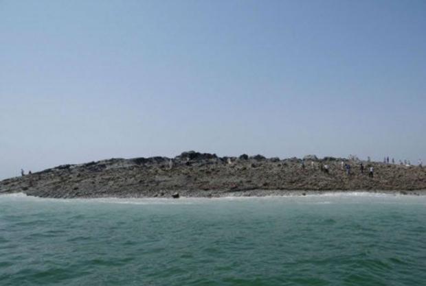 Exclusive Picture of New Island formed due to Earthquake