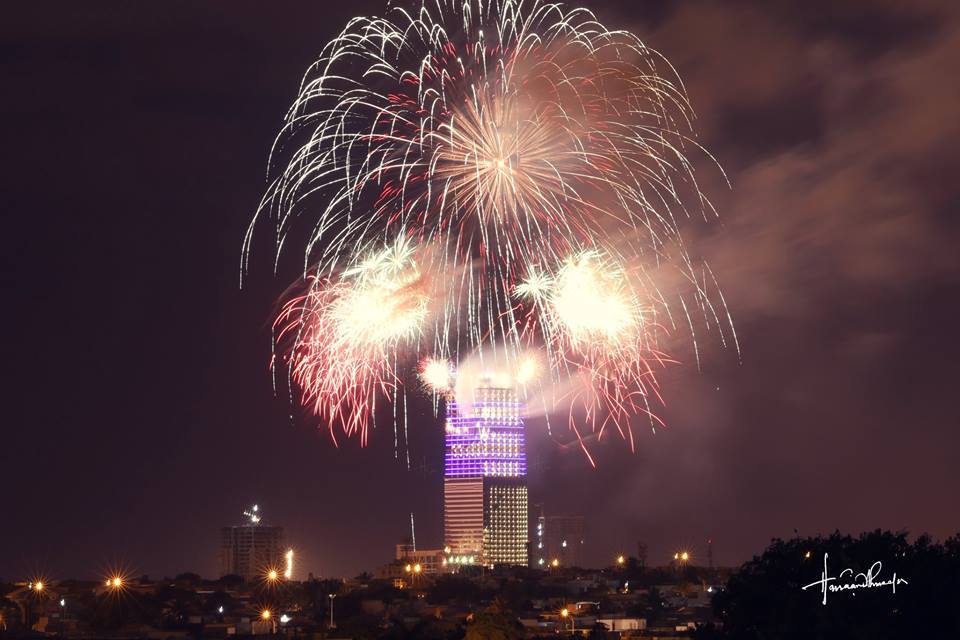 Fireworks At Tallest Building Newly Built Bahria Icon Tower Karachi