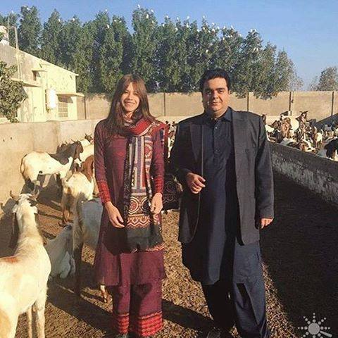 Kalki Koechlin Spotted Visiting Badin & Wearing Ajrak