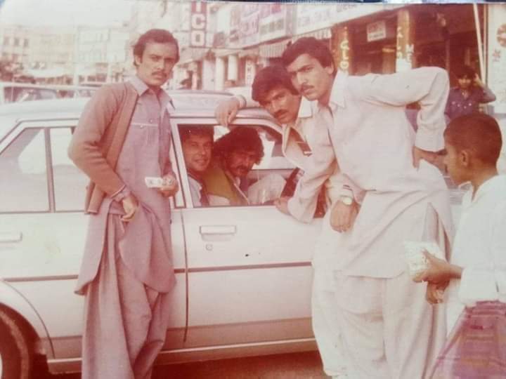 Memorable Photo Of PM Imran Khan In 1983 At Lahore