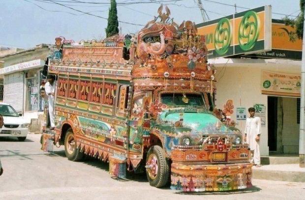 Pakistan Bus Art