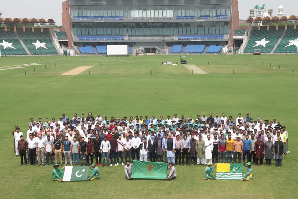 Pakistani Cricketers Showing Solidarity With Kashmir At Gaddafi Stadium, Lahore