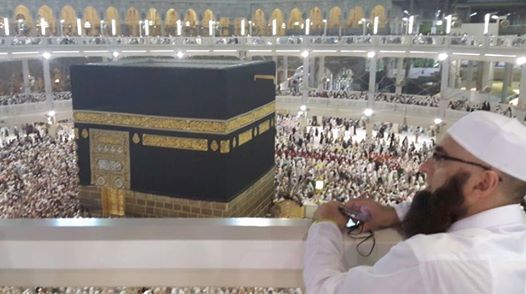 Junaid jamshed in Masjid al Haram