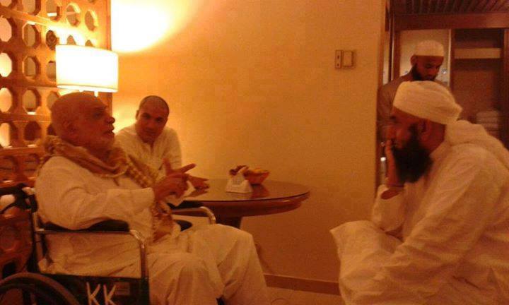Maulana Tariq Jameel‬ Meet ‪With Qadir Khan‬ On Hajj