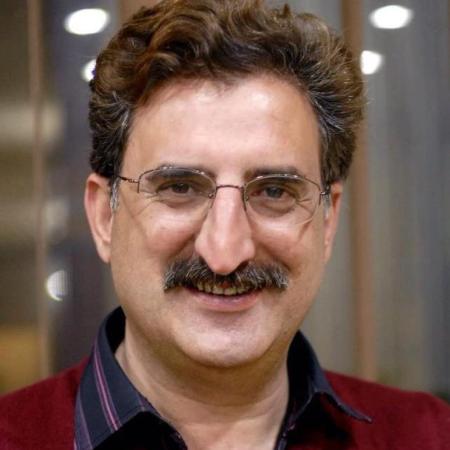 Mushtaq Minhas - Famous Pakistani Journalist 