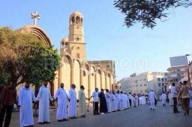 Muslims protecting a Christian Church in Egypt