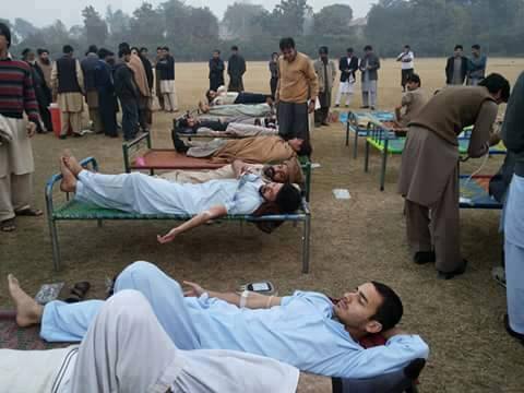 People Donating Blood For Injured Students Of Peshawar Army School