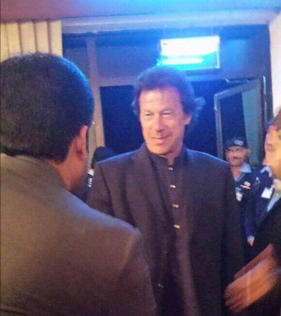 Imran Khan Went Sukkur To Visit Families of Victims of Shikarpur