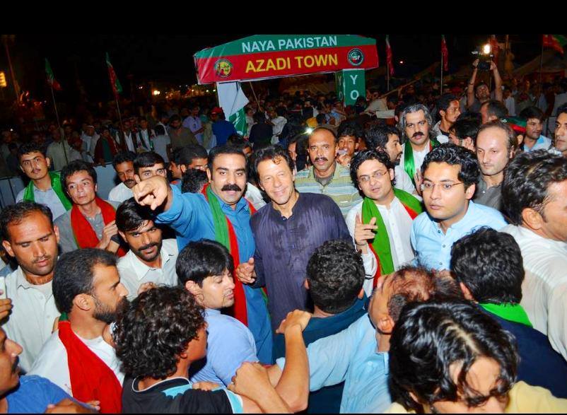 Imran Khan visits Azadi Camps at Azadi Square