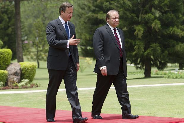 Nawaz Sharif and James Cameron in Islamabad