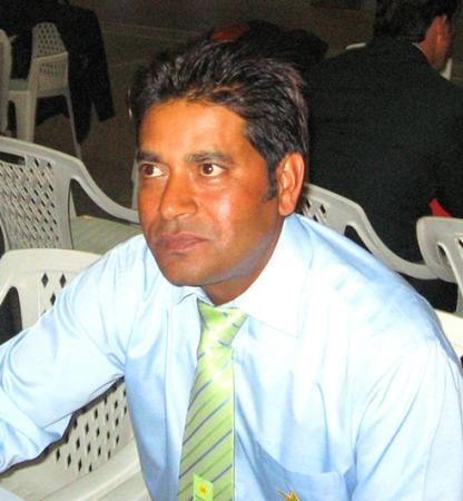 Aaqib Javed - famous pakistani cricketer