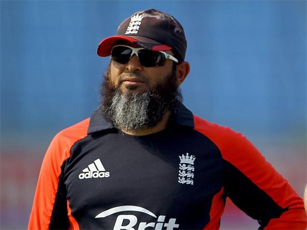 Mushtaq Ahmed-famous pakistani cricketer