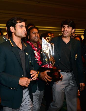 Pakistan Team Return Home from India